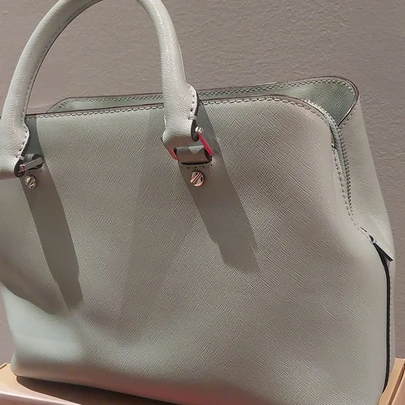 ❣️💫 MARK DOWN💫❣️ Michael Kors Bag - Picture 9 of 17